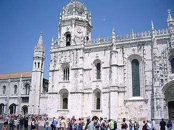 فندق مبيت وإفطار مبيت وإفطار Lisboa Residencial Camoes