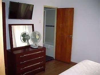 مبيت وإفطار Lisboa Residencial Camoes 2*,  البرتغال