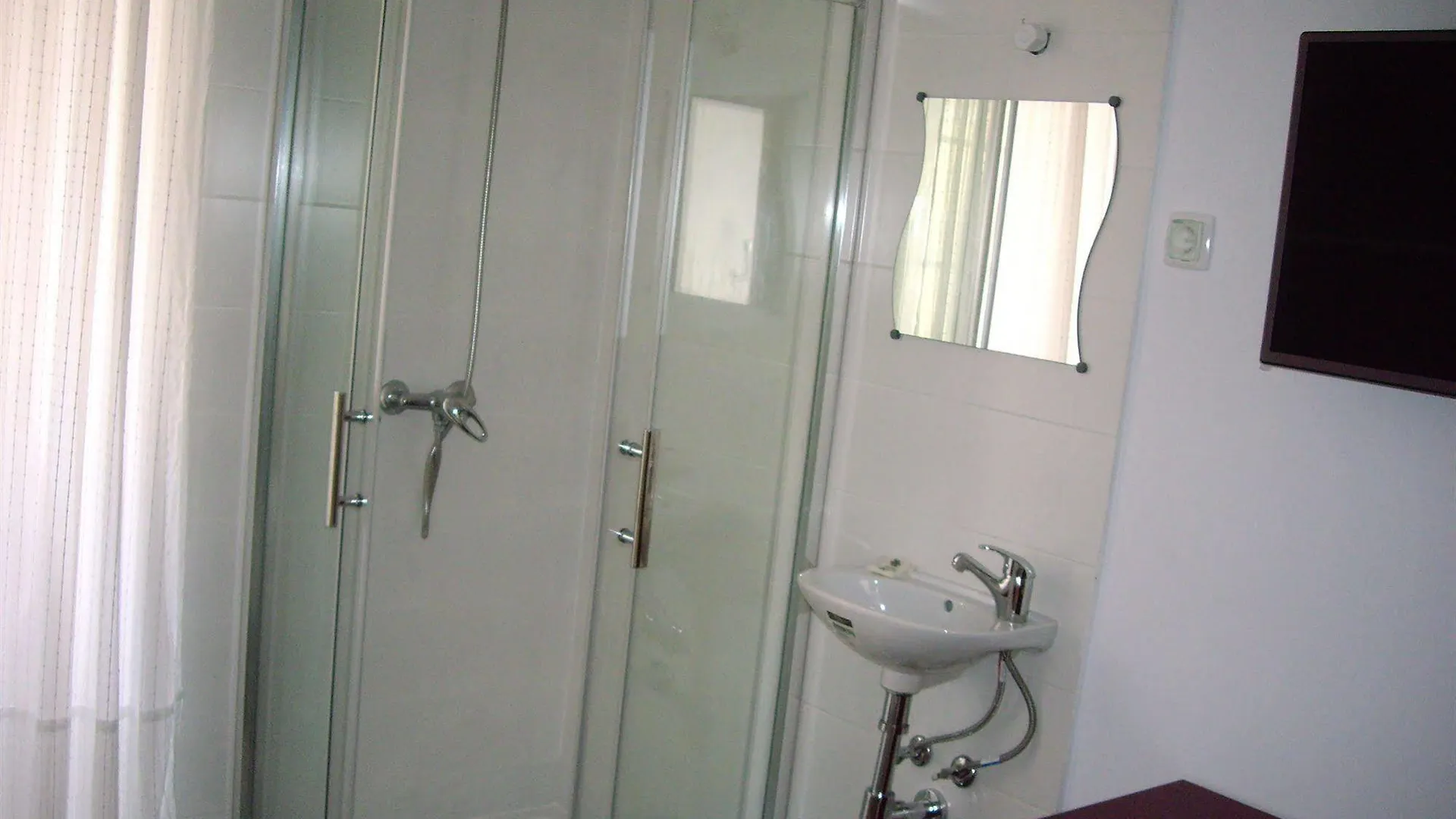 مبيت وإفطار Lisboa Residencial Camoes فندق مبيت وإفطار